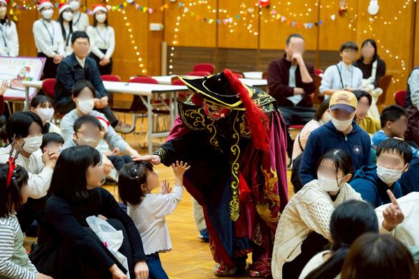 出張マジックショーの出演写真 5