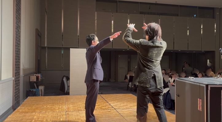 出張マジックショーの出演写真 11