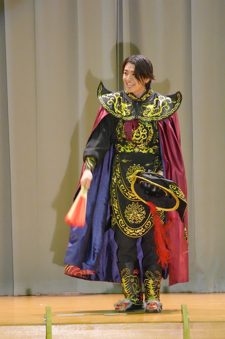 寝屋川市 啓明小学校の夏祭りマジックショー事例(変面×イリュージョン)